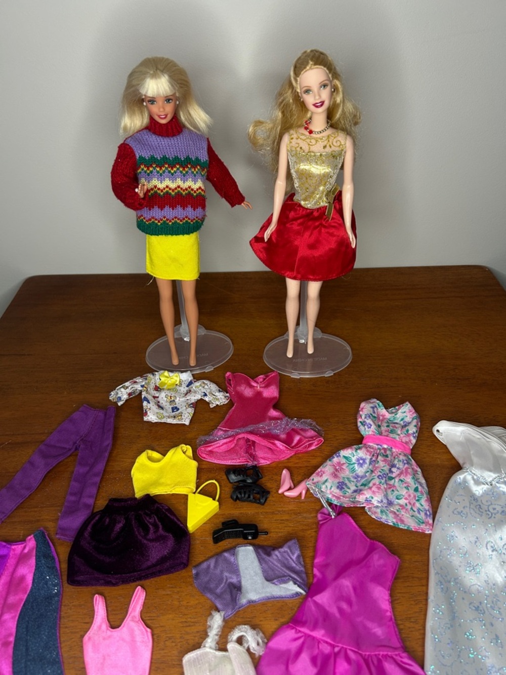 90’s Barbie lot